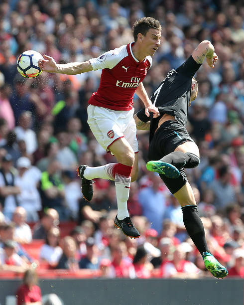 意媒：恰尔汗奥卢身边人士声称球员并未推动离开国米.